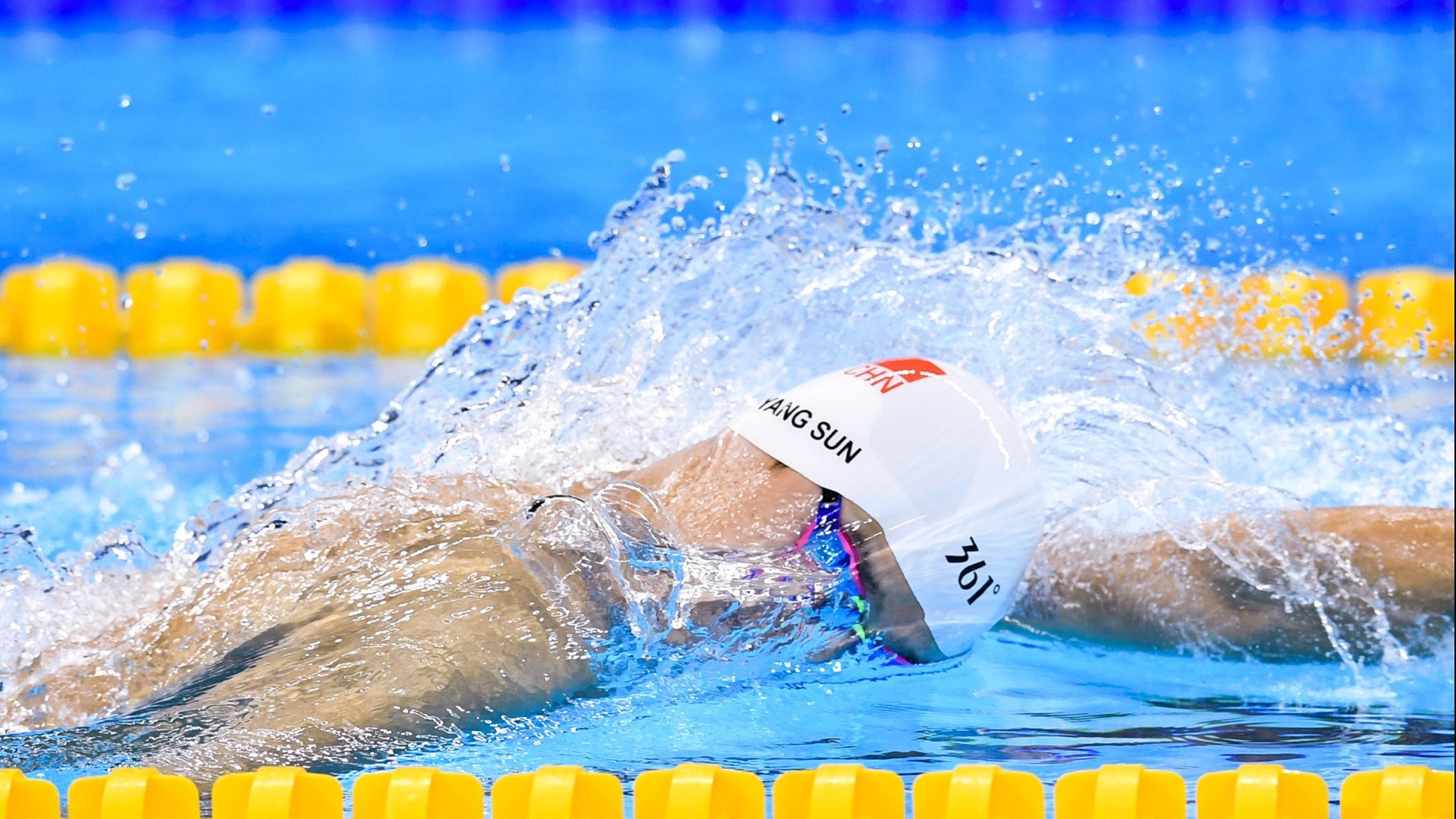 球员在训练营高强度训练下体能显著提升，让球员在训练中学会自我管理